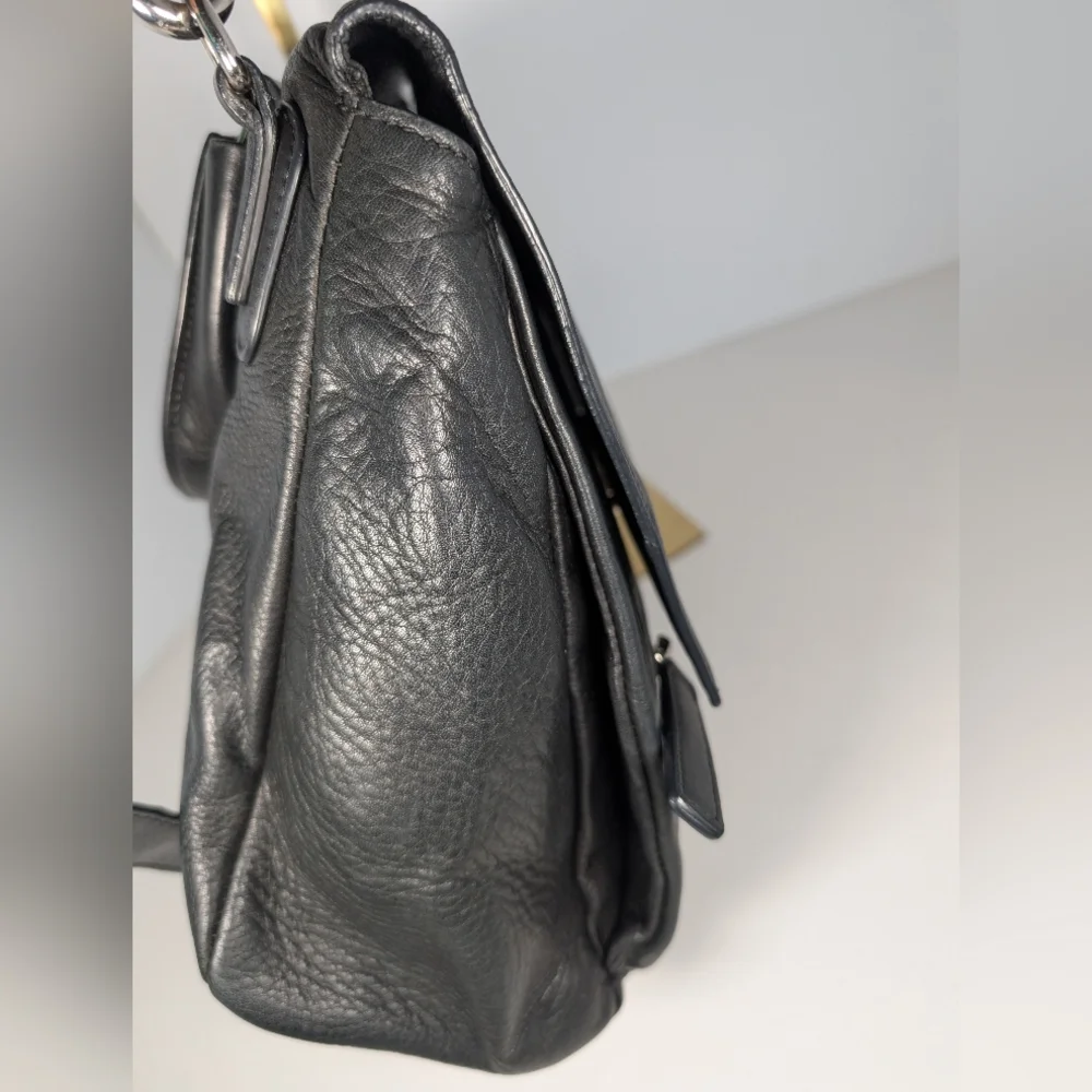 GivenchyBlack Leather Pandora Pure Medium Handbag